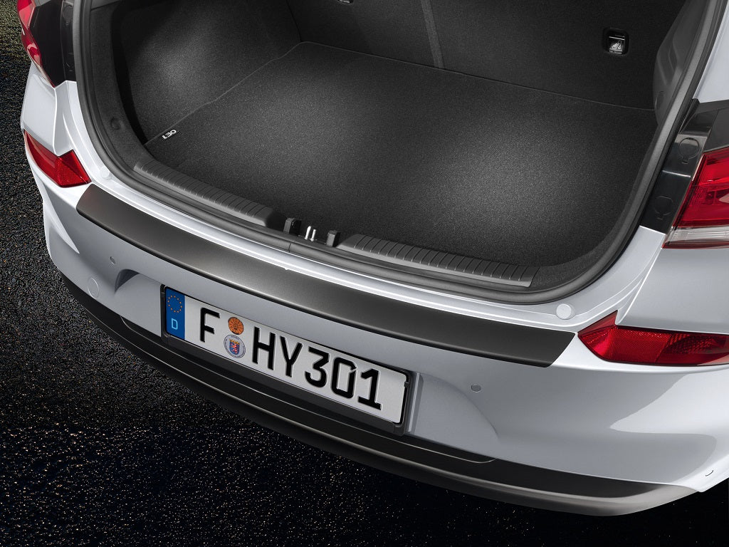 Hyundai i30 PD CW  Ladekantenschutz, schwarz