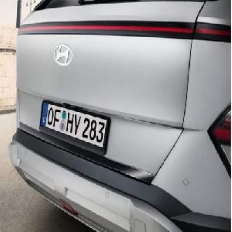 Hyundai KONA SX2 Heckzierleiste piano black